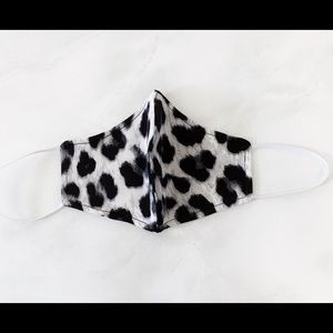 Sexy black leopard mask